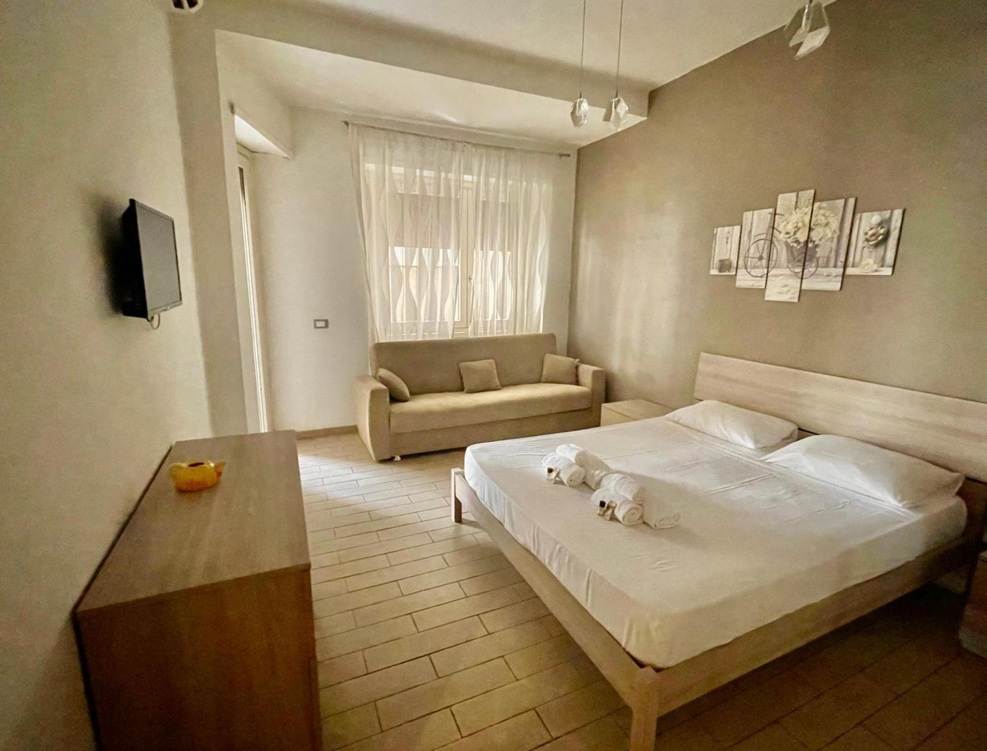 Domus Laterani By Jfm - Comfortable Apartment Big Terrace Colosseo Roma Exterior foto
